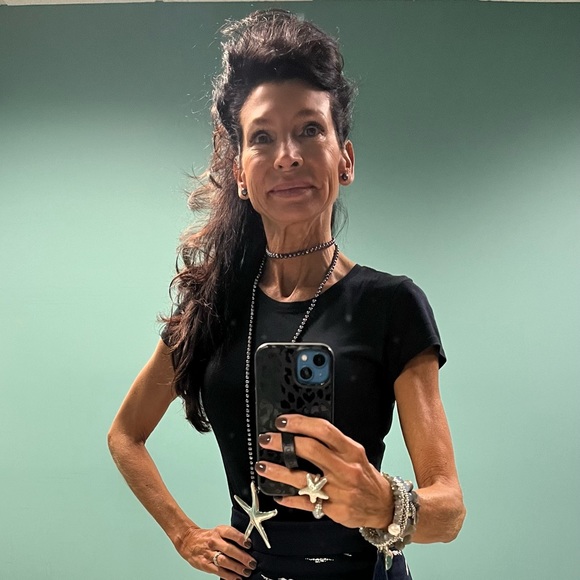 Meet your Posher, Nanner - Picture 3 of 4